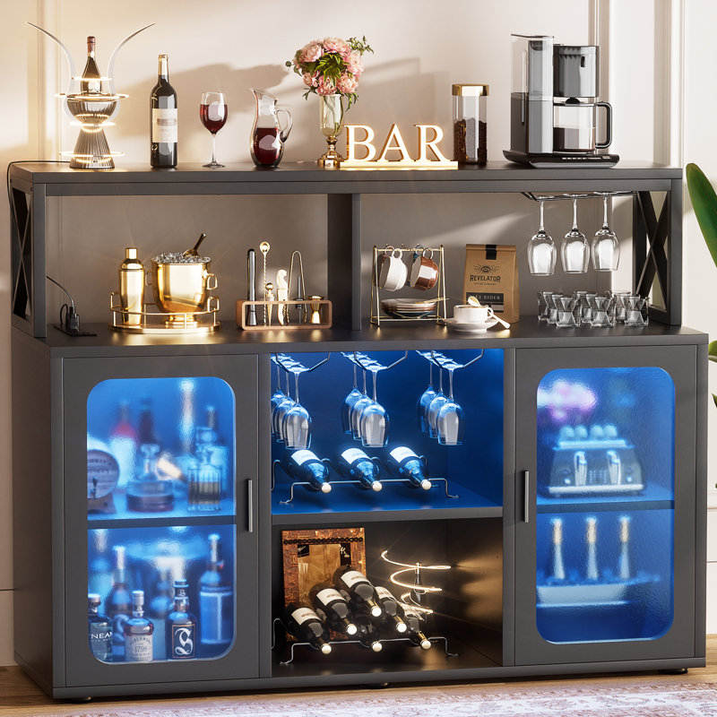 Lakynn 47.2 Bar Cabinet Ivy Bronx Color Black